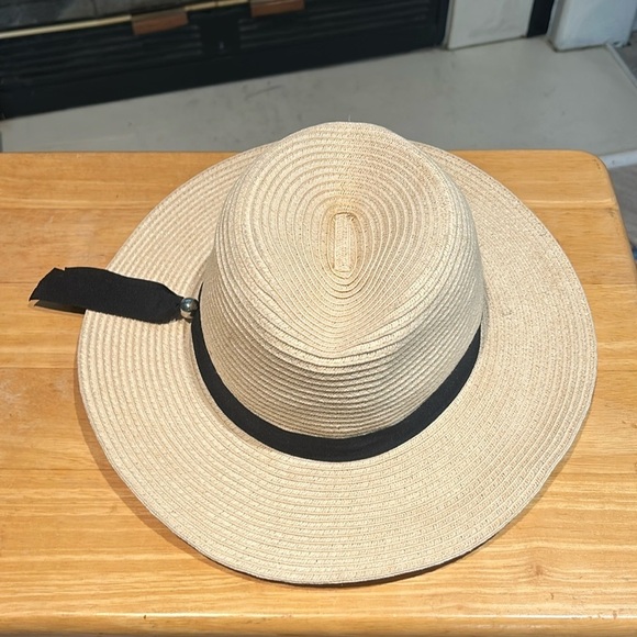 Scala Pronto Straw Hat with Black Ribbon - OS - Picture 1 of 5